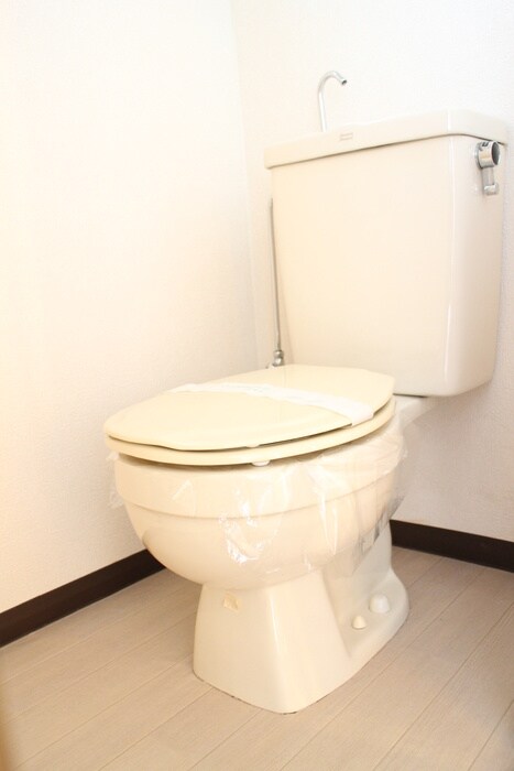 物件内観写真9　(トイレ)