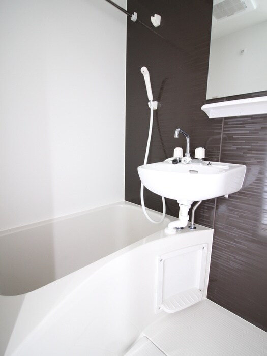 物件内観写真9　(バス／シャワールーム等)