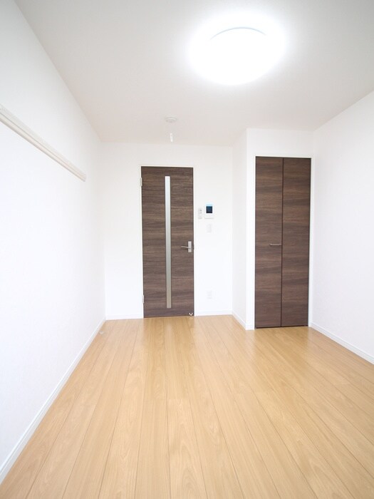 物件内観写真11　(居室)