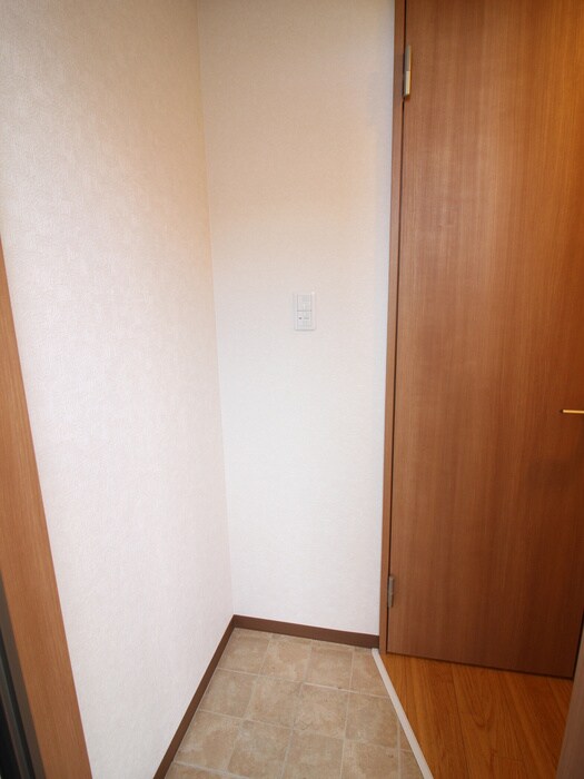 物件内観写真20　(玄関)