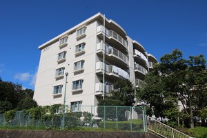 秦野南が丘さつき東住宅2201号棟外観写真