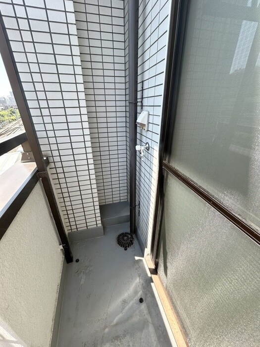 物件内観写真15　(洗濯機置場)