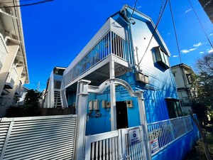 ロイヤル下井草外観写真