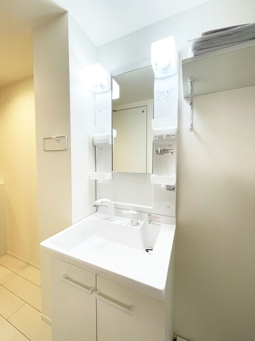 物件内観写真12　(洗面)