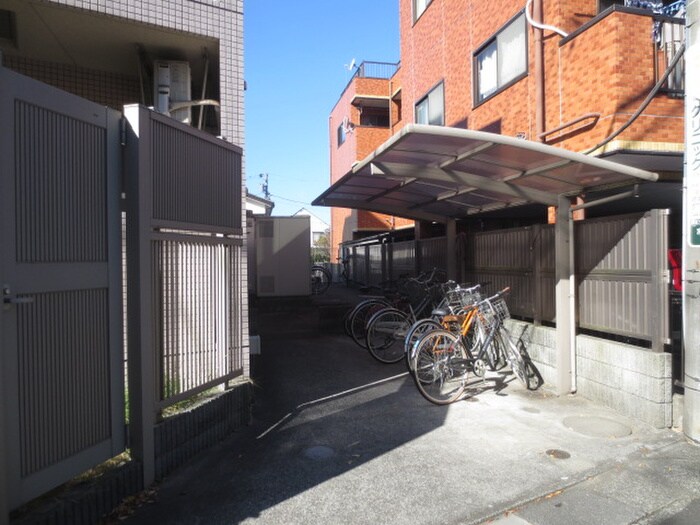 物件外観写真5　(駐輪場)