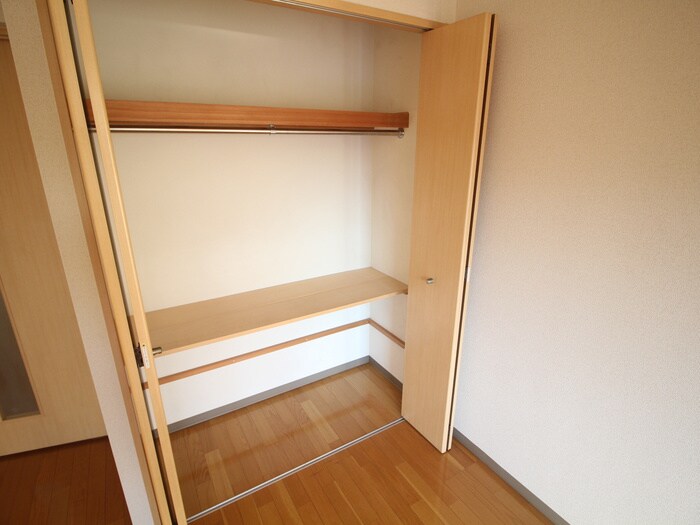 物件内観写真15　(収納)