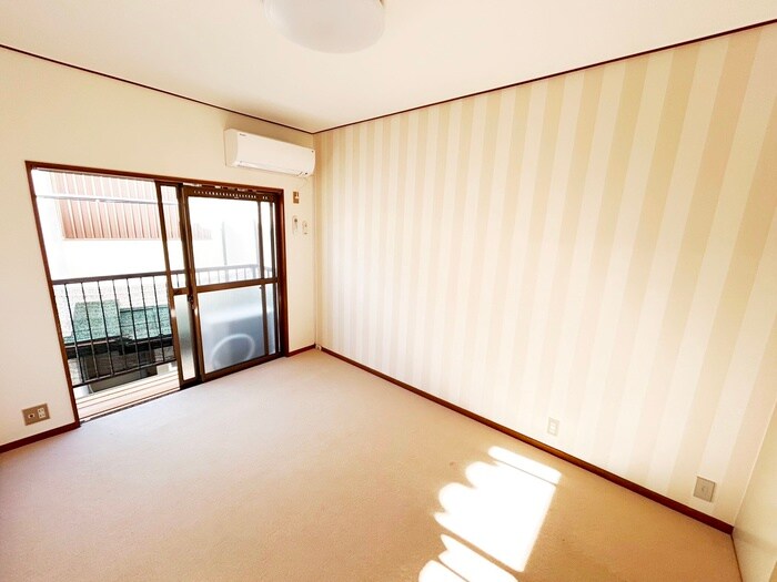 物件内観写真7　(居室)