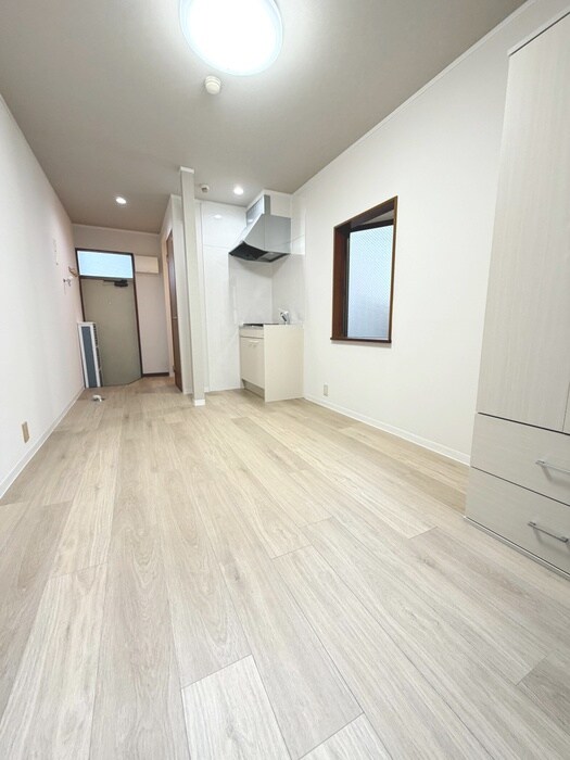 物件内観写真8　(居室)