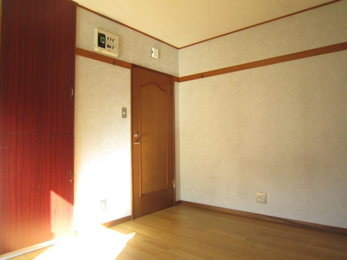 物件内観写真11　(居室)