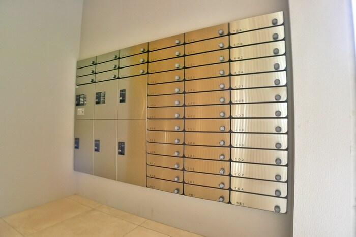 物件外観写真4　(建物設備)