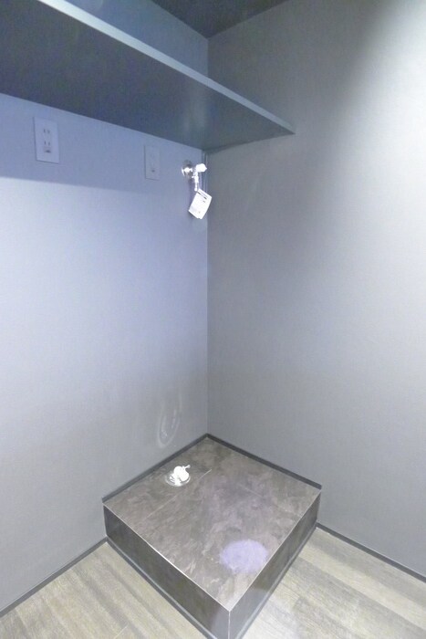 物件内観写真17　(洗濯機置場)