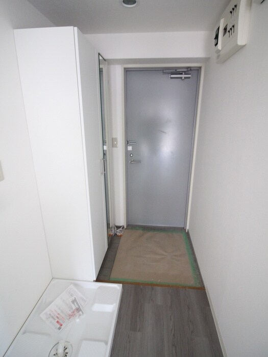 物件内観写真21　(玄関)