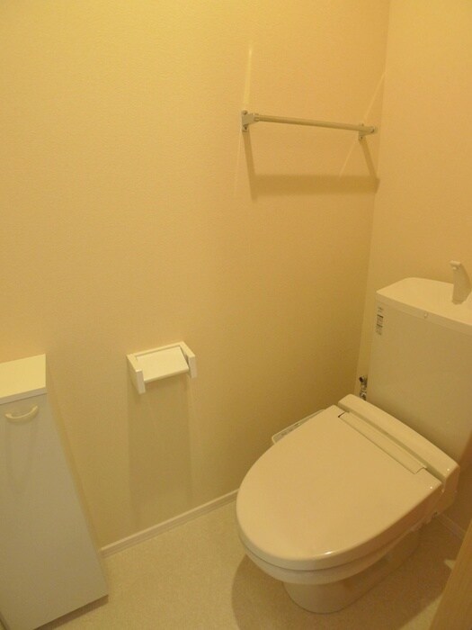 物件内観写真6　(トイレ)