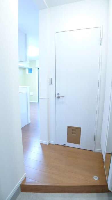 物件内観写真16　(廊下)