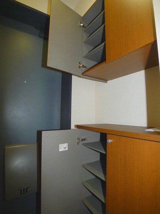 物件内観写真18　(靴箱)