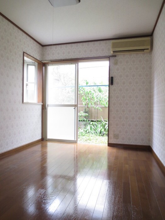 物件内観写真6　(居室)