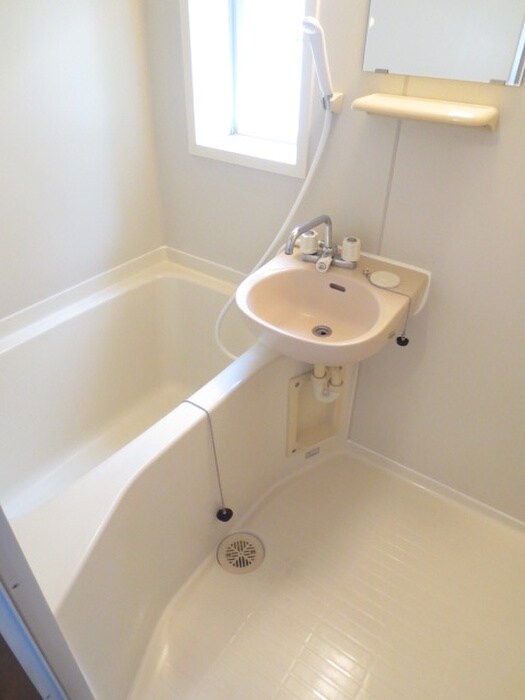 物件内観写真12　(バス／シャワールーム等)