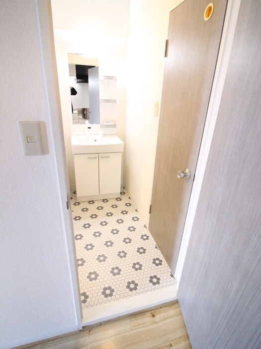 物件内観写真19　(洗面)