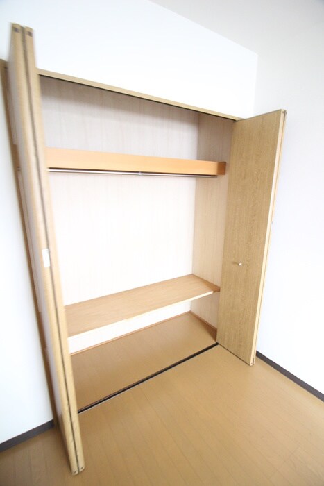 物件内観写真9　(収納)