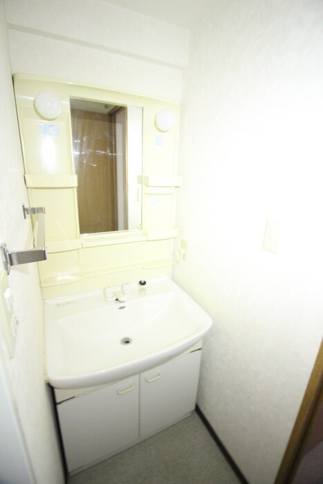 物件内観写真12　(洗面)