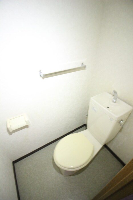 物件内観写真19　(トイレ)