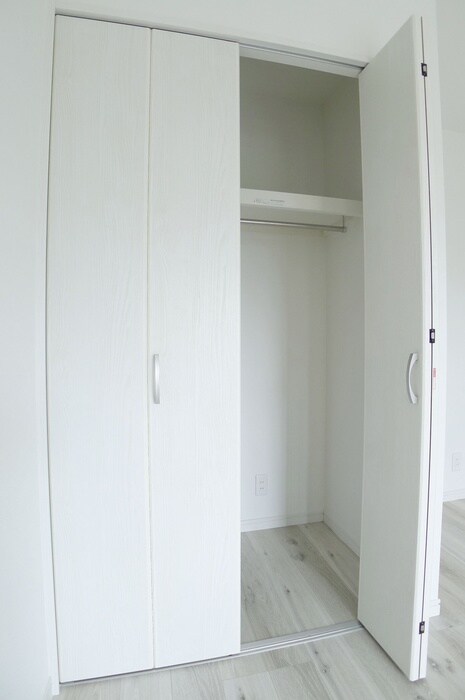 物件内観写真15　(収納)