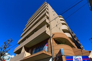 プリフェ－ムナミキ外観写真