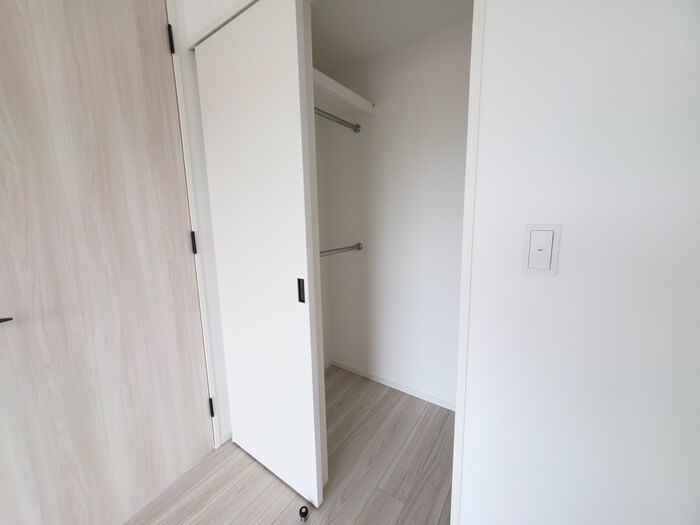 物件内観写真11　(収納)