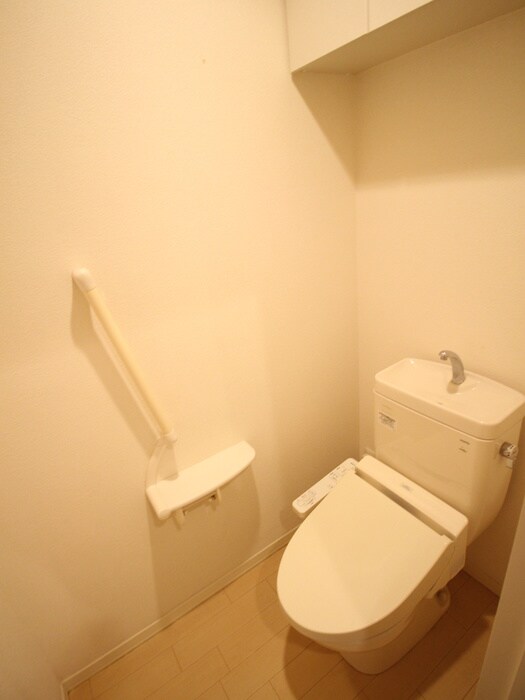 物件内観写真16　(トイレ)