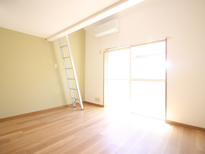 物件内観写真7　(居室)
