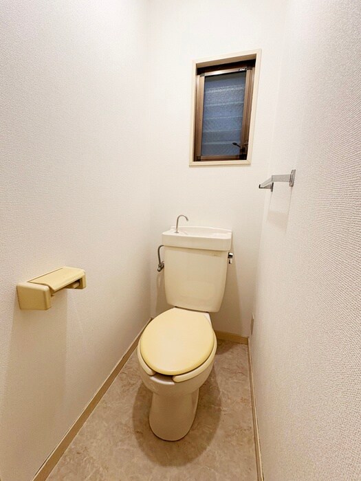 物件内観写真13　(トイレ)