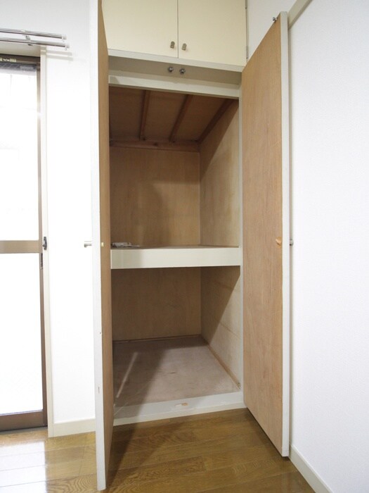 物件内観写真11　(収納)