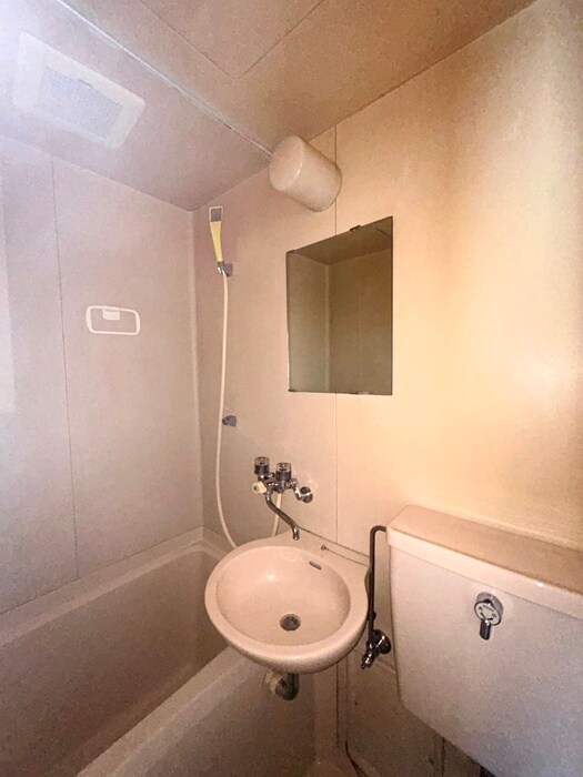 物件内観写真15　(洗面)