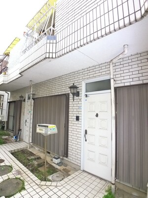 ﾛｰｽﾞｶﾞｰﾃﾞﾝﾊｳｽS89番館(42)外観写真