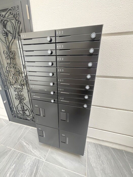 物件外観写真6　(建物設備)