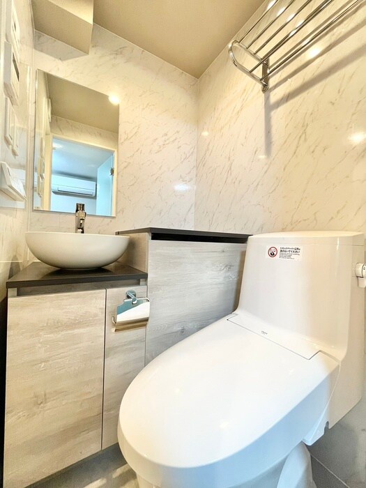 物件内観写真11　(洗面)