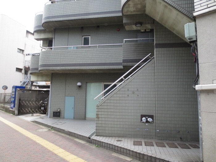 物件外観写真3　(外観写真)