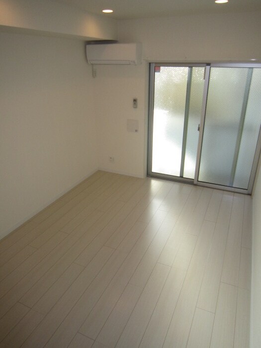 物件内観写真13　(居室)