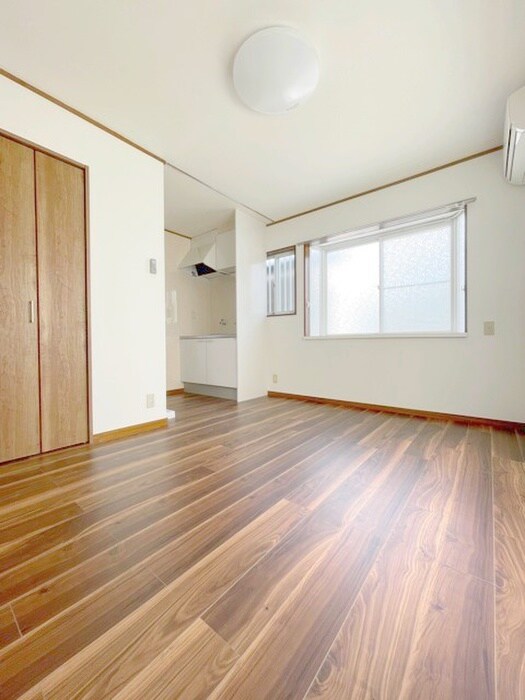 物件内観写真9　(内観写真)