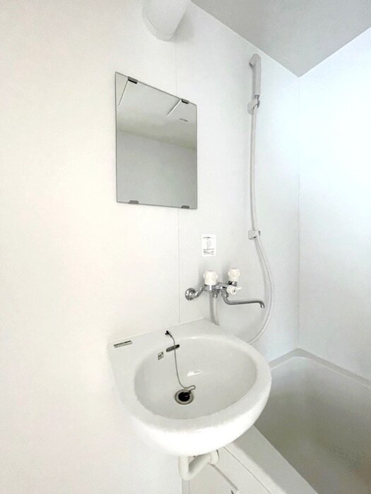 物件内観写真12　(洗面)