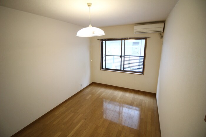 物件内観写真22　(居室)