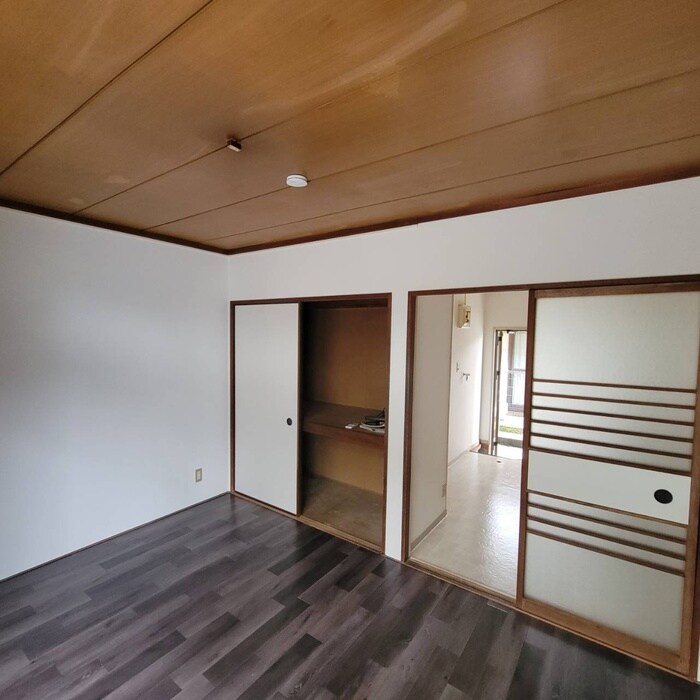 物件内観写真8　(居室)