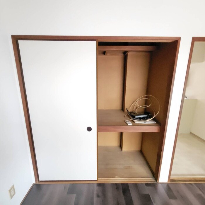 物件内観写真15　(収納)