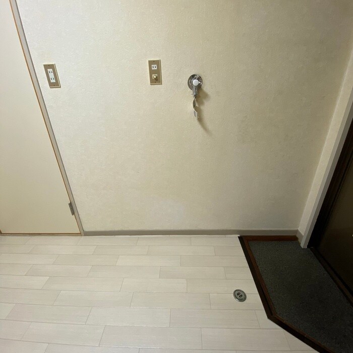 物件内観写真20　(玄関)
