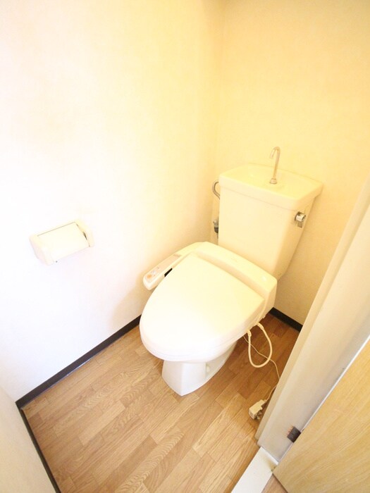 物件内観写真14　(トイレ)