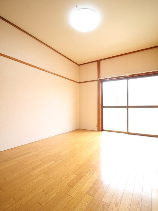 物件内観写真17　(居室)