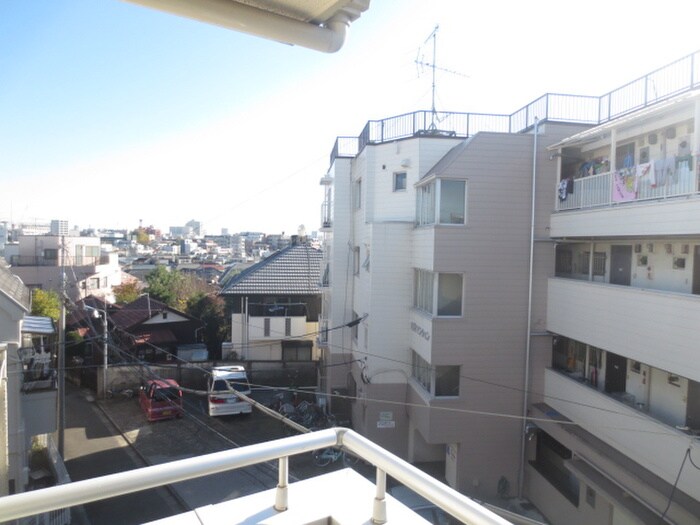 物件内観写真15　(室内からの展望)