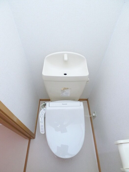 物件内観写真15　(トイレ)