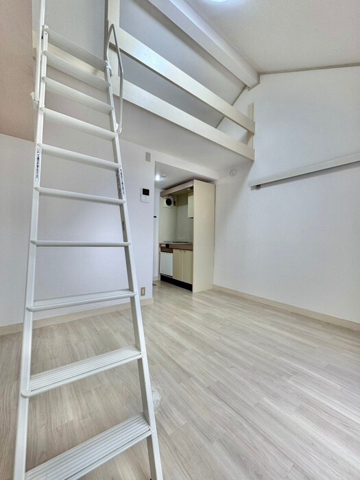 物件内観写真9　(居室)