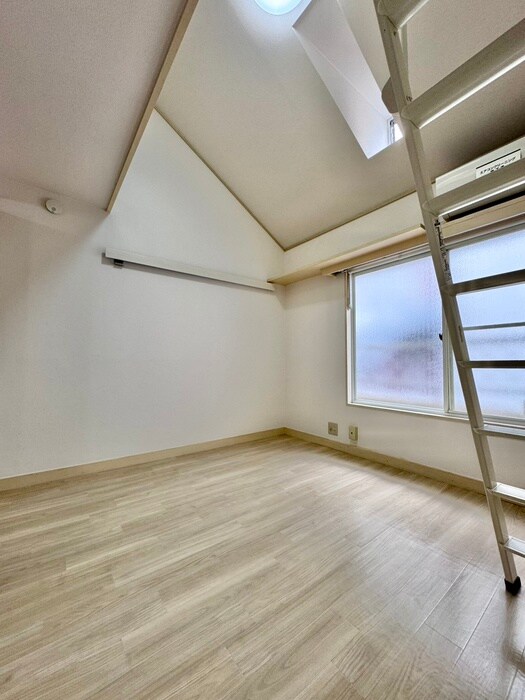 物件内観写真10　(居室)